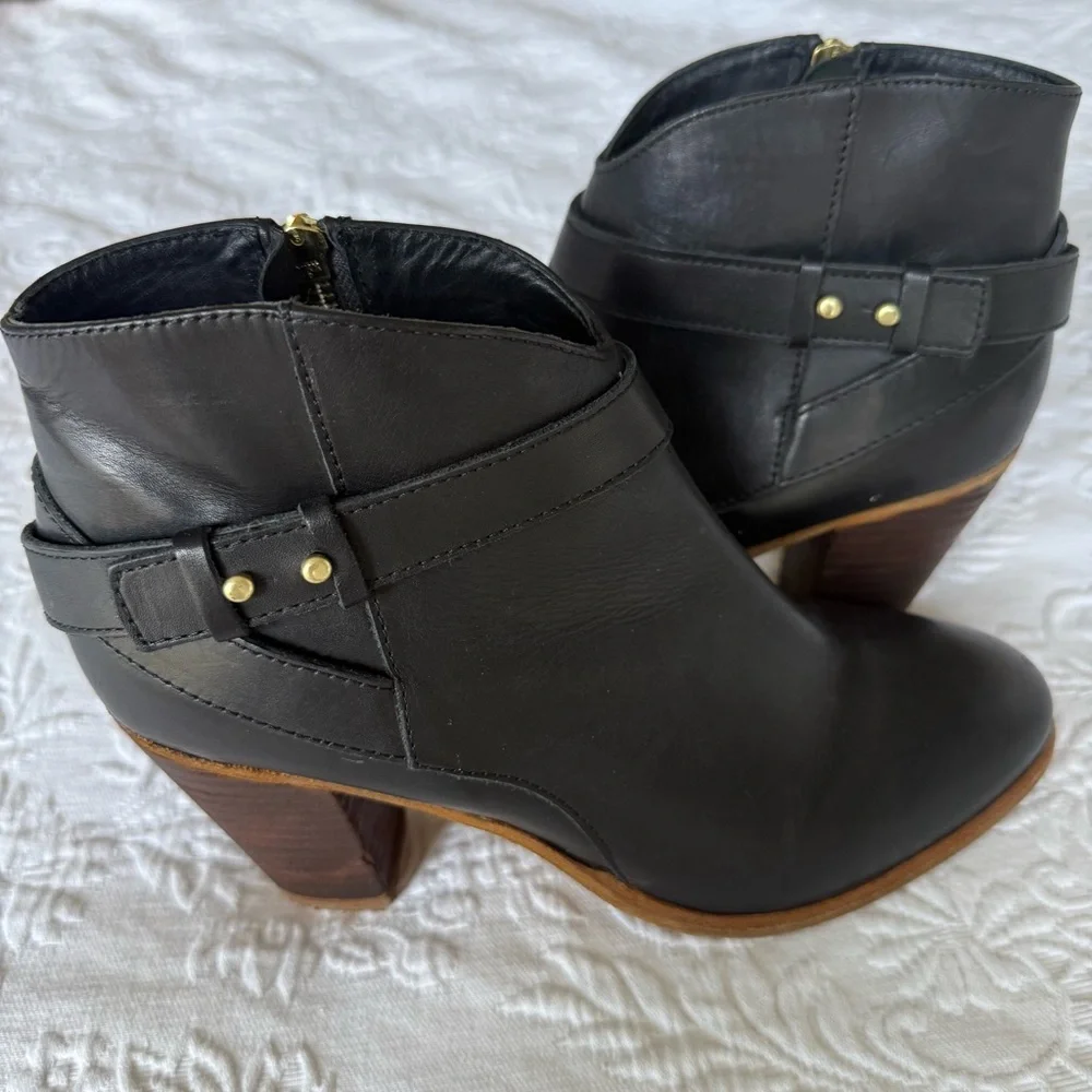 Boden Elegant Black Leather Ankle Boots Size 9